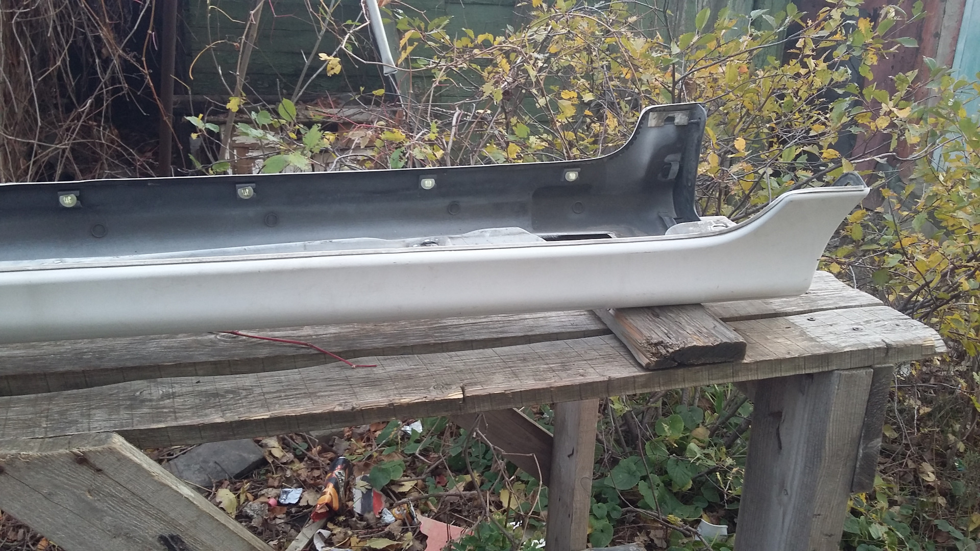 Накладки на пороги тойота калдина. Пороги корона премио. Пороги корона премио. Пороги калдина 210. Пороги на корона премио.