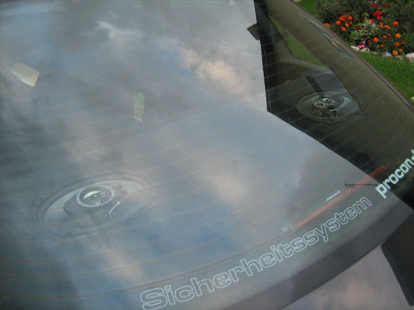 Как вырезать дырки на полке под динамики - New Style Sound