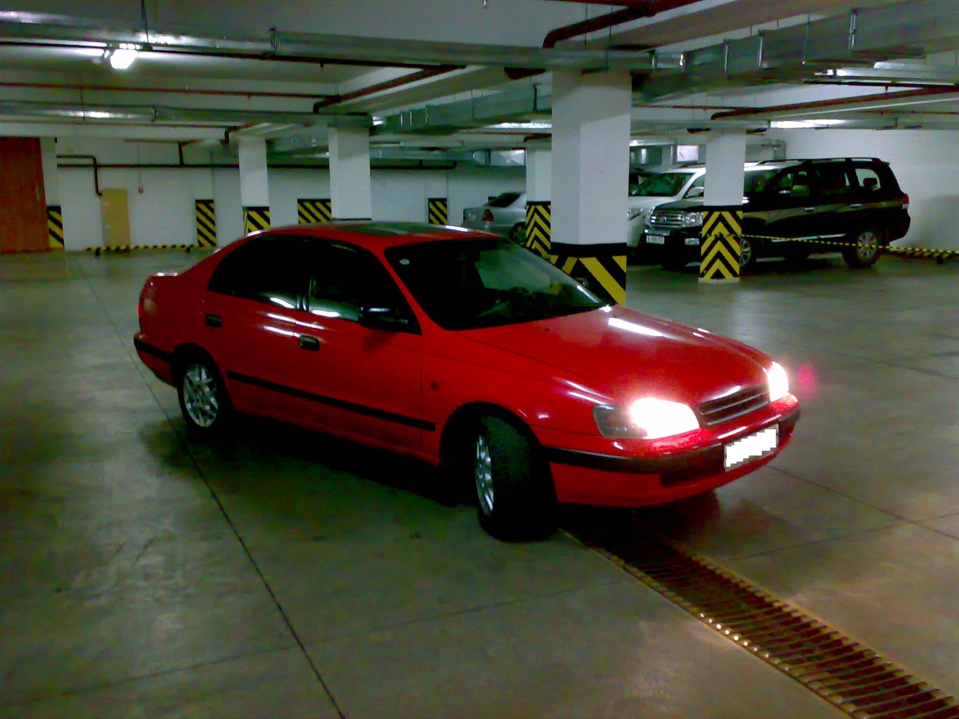     Toyota Carina E 16 1994 