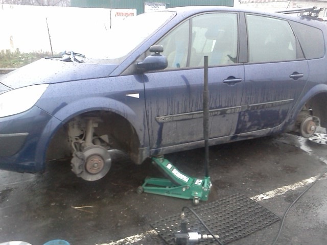 ШИНОМОНТАЖ-ЗИМА БЛИЗКО — Renault Grand Scenic II, 1,6 л, 2005 года ...