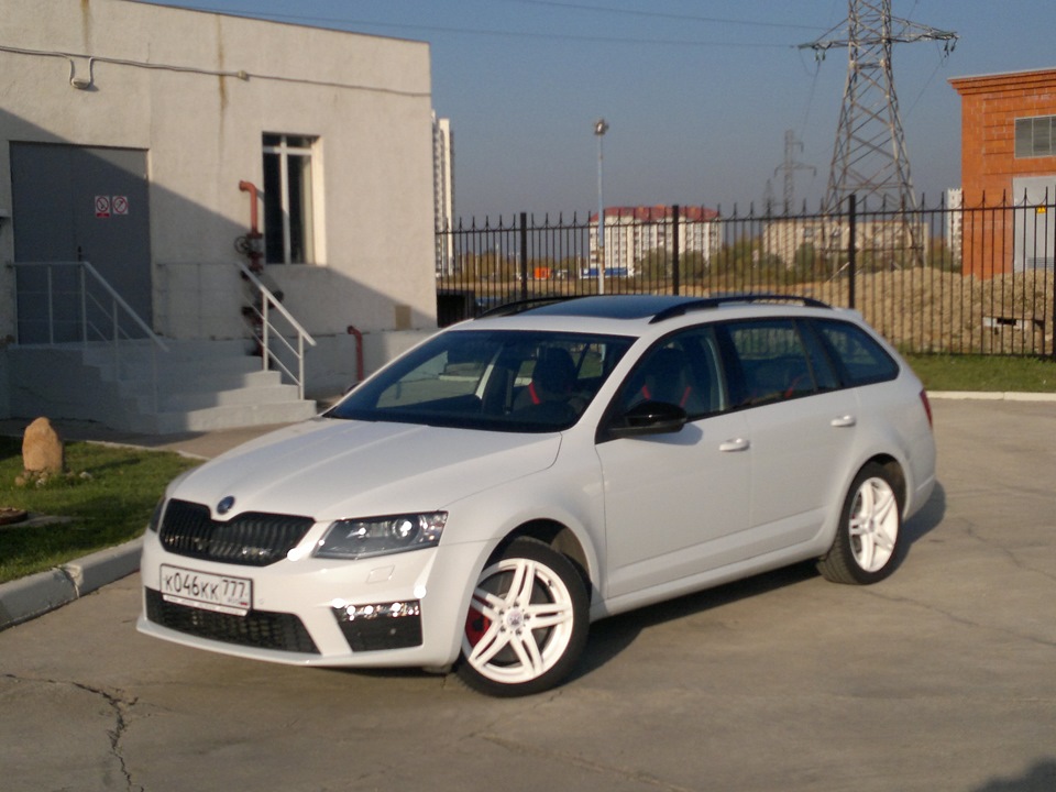 Octavia RS Combi r 19