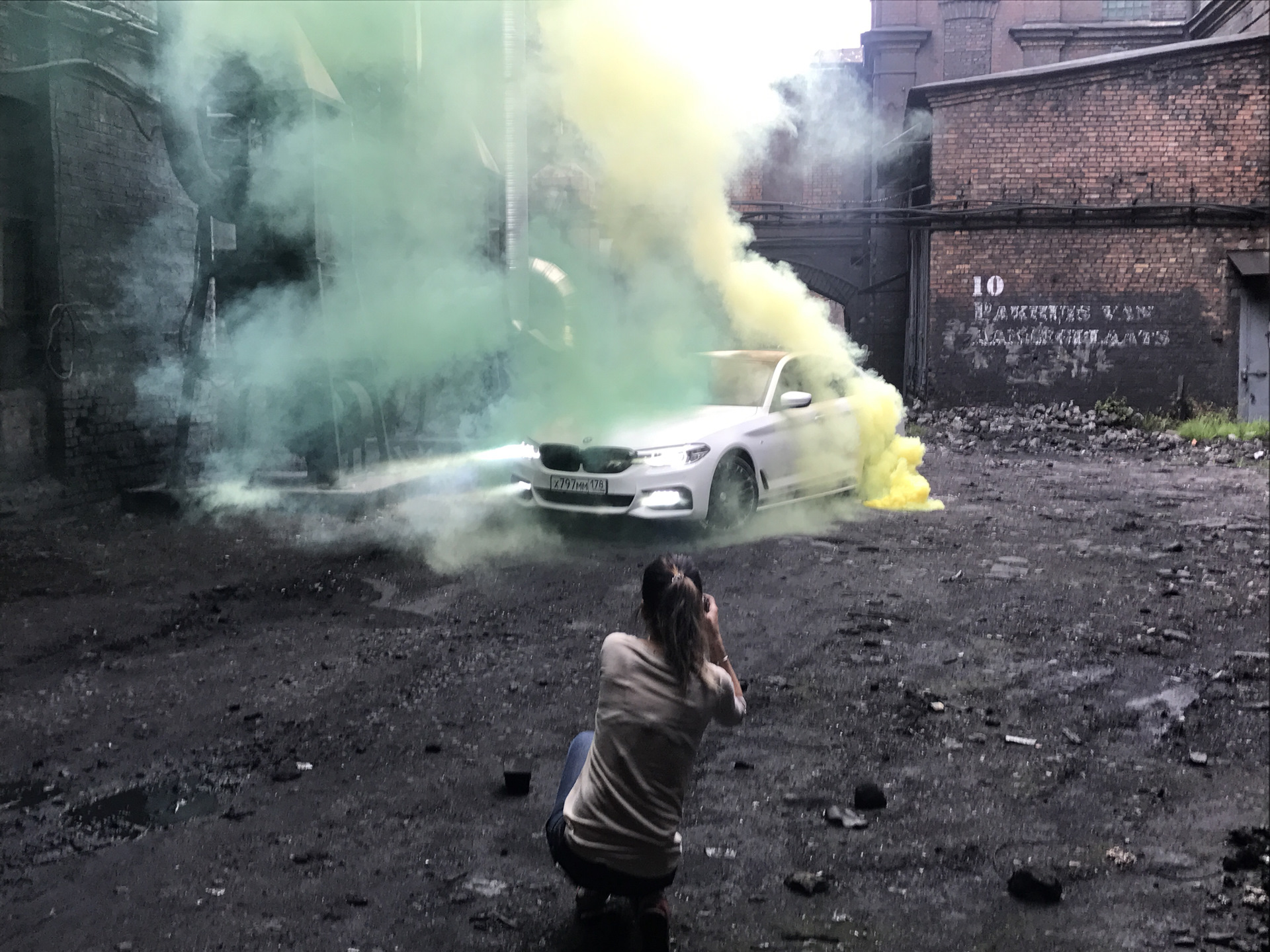 Фотосессия автомобиль дымовая шашка