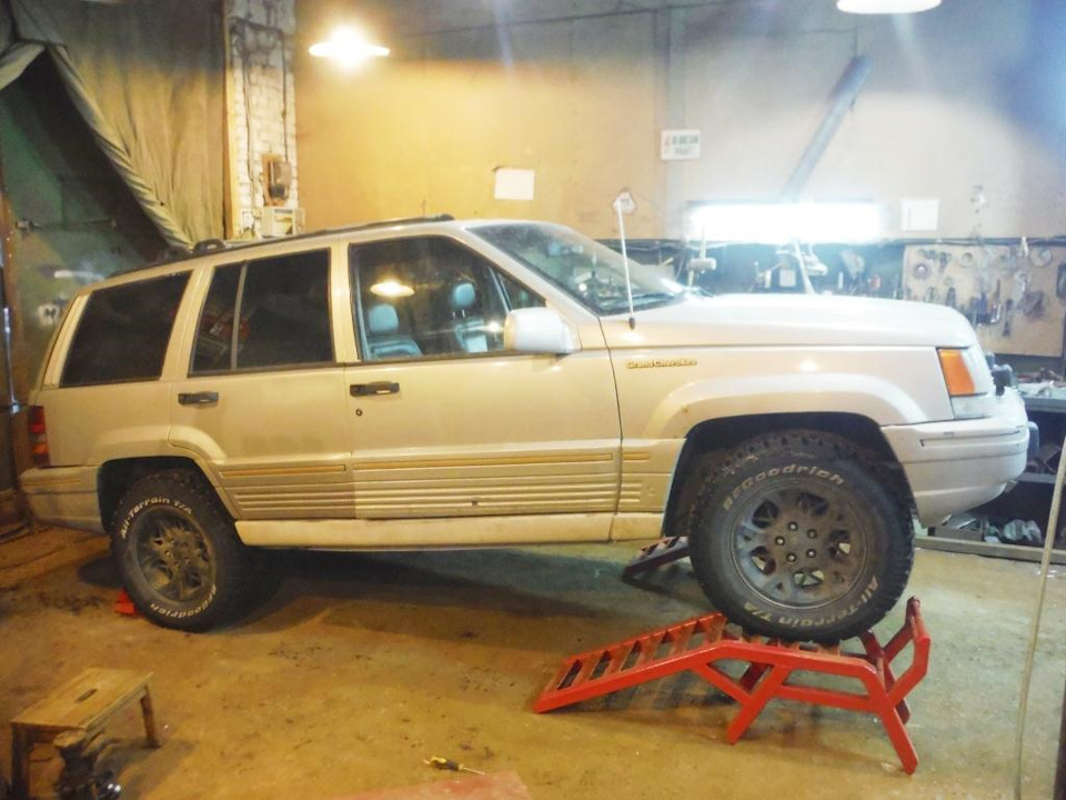 Jeep cherokee drive2