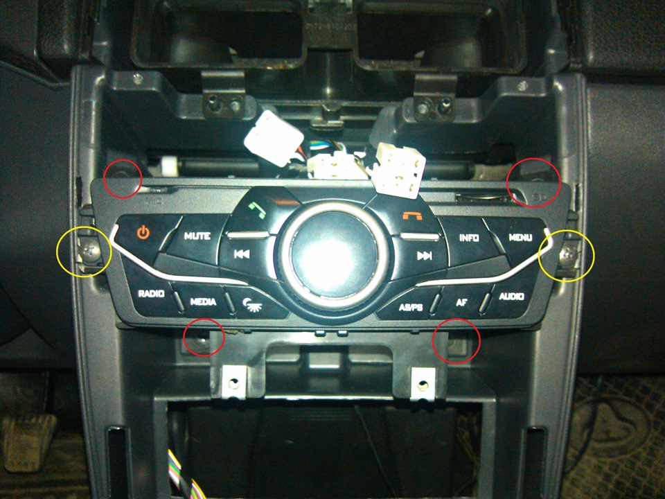 Частичный разбор торпеды и прокладка зарядки для регистратора. — Lada ...