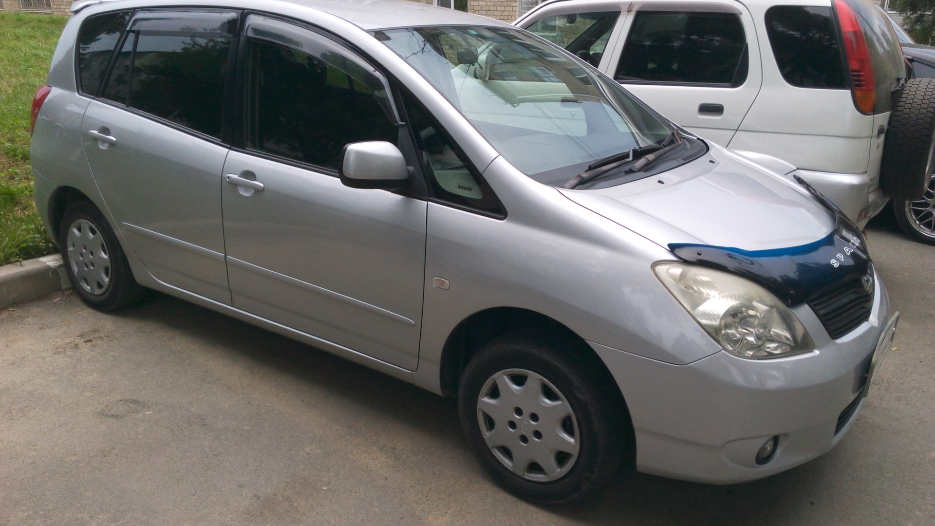 Королла спасио 2004. Toyota Corolla Spacio 2002. Toyota Corolla Spacio 2002 год. Toyota Spacio 2004. Тойота Спасио 2011.