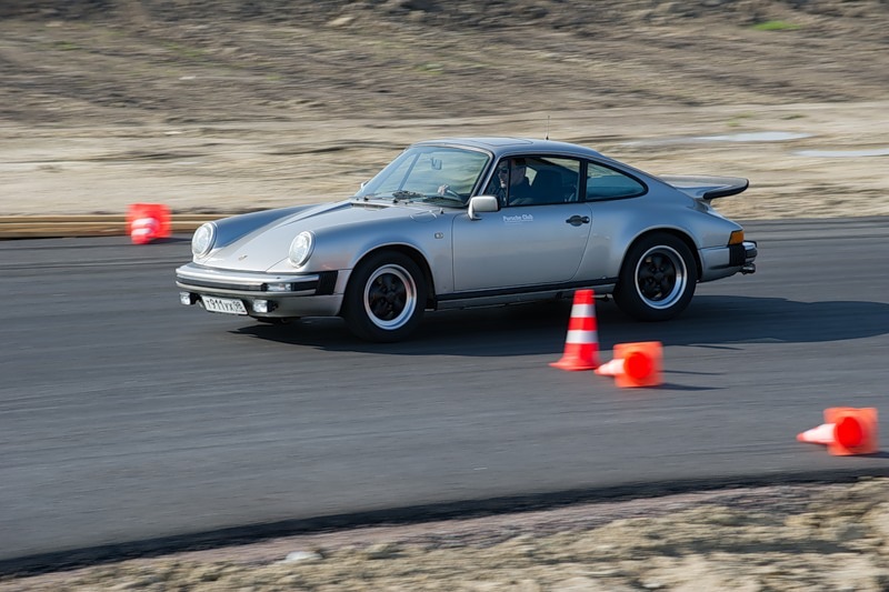 Test your Porsche. Автодром "Шушары" — Porsche 911 (997), 3,6 л., 2005 ...