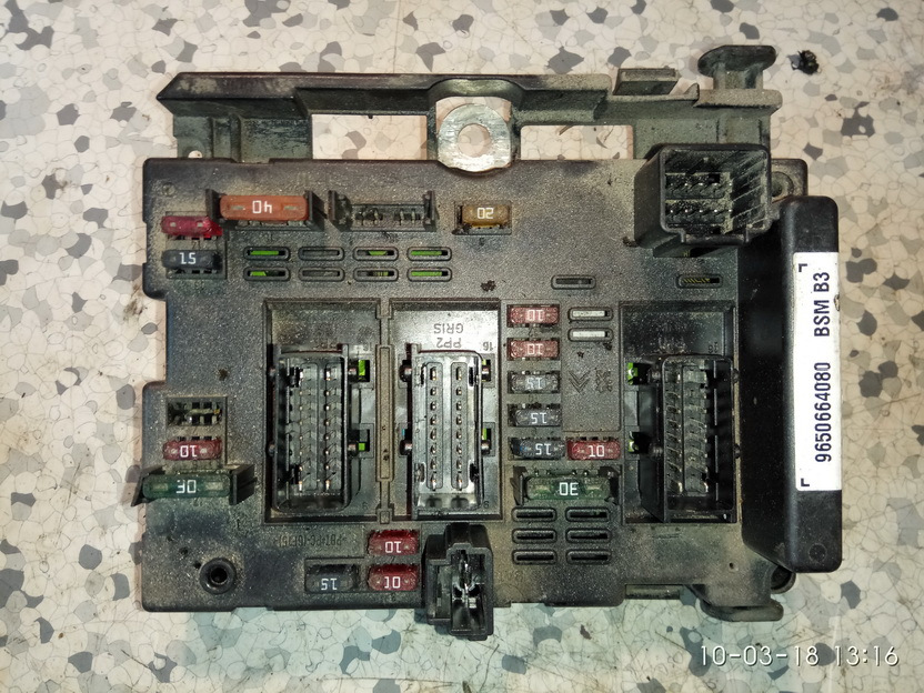 Блок bsi ситроен с5 где находится