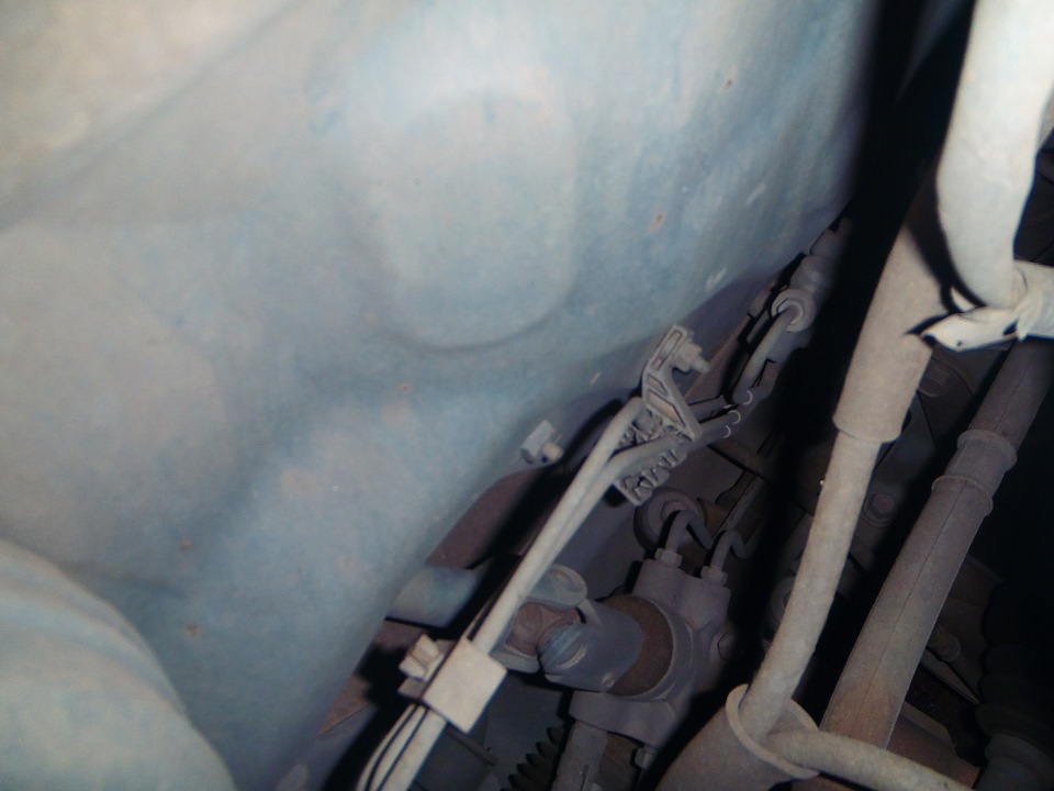 замена крестовины рулевого карданчика — Toyota Carina (7G), 1,6 л, 2000 ...