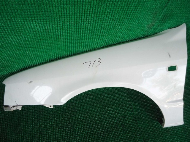 Крыло камри sv40