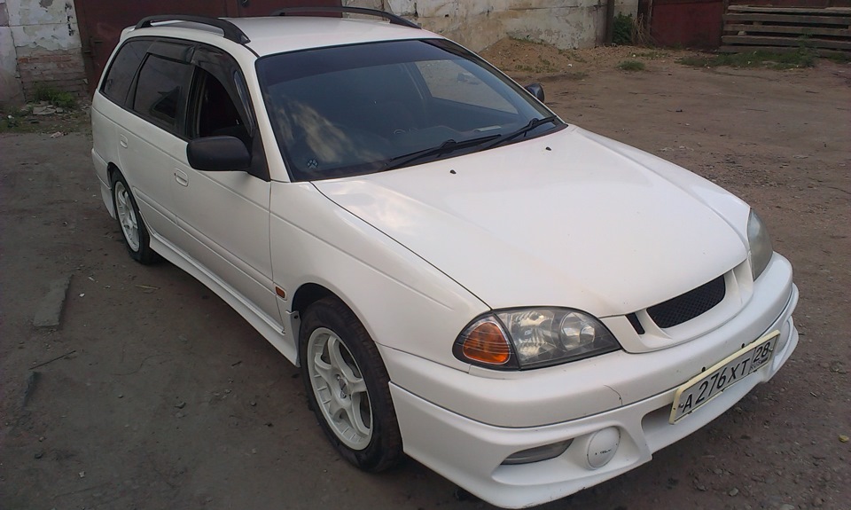 Тойота улан калдина дром. Машины Калдина 2004 год. Toyota Caldina 1999 Drom. Калдина продам Улан-Удэ.