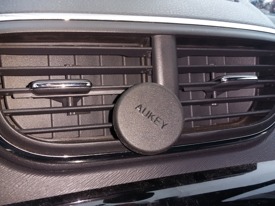 8b9e076s 960 держатель для телефона ниссан террано