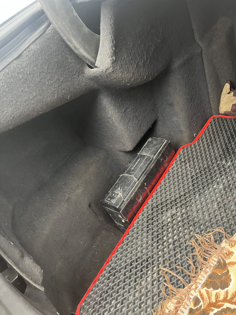 Фото в бортжурнале Mercedes-Benz E-Class (W210)