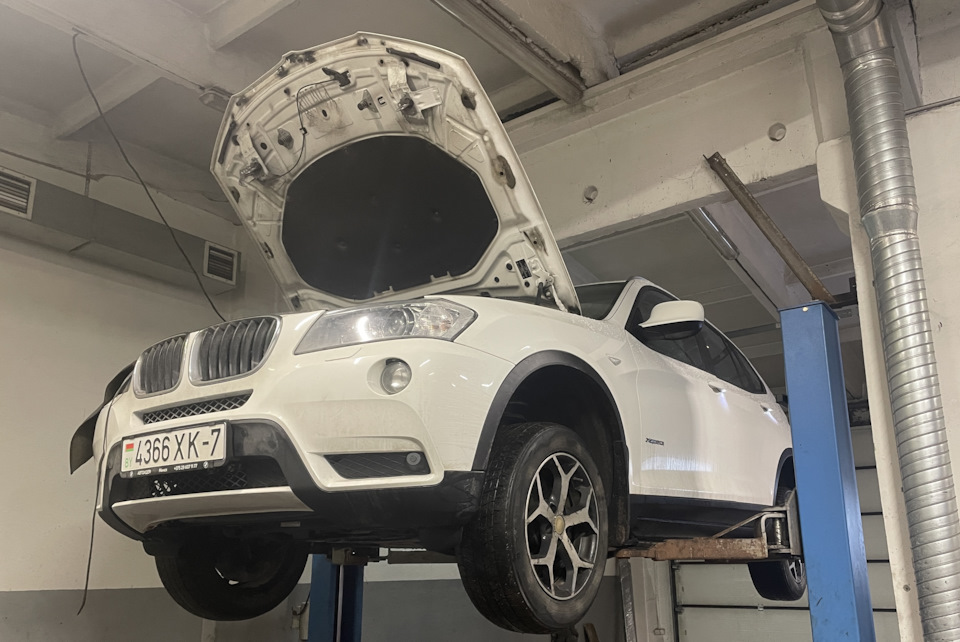 замена масла в акпп bmw x5 f15. Bmw x3 f25 акпп. Bmw x3 f25 акпп. Bmw x4 f26 руль m performance. акпп zf bmw x3.
