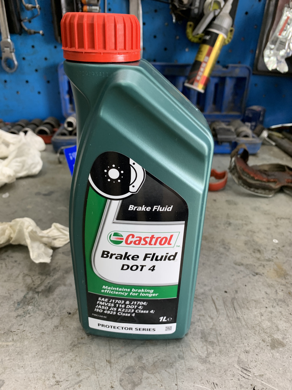 Тормозная жидкость — Mitsubishi Outlander (3G)