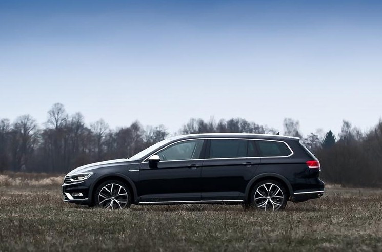 Volkswagen Passat b8 Alltrack Р±РµР»С‹Р№