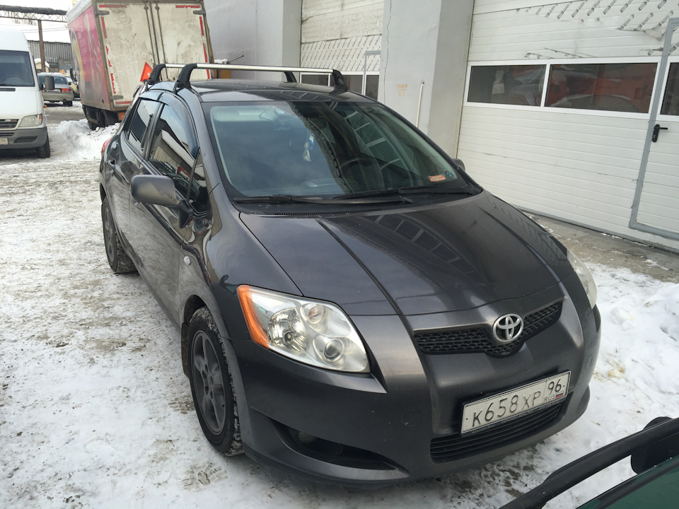 Фото в бортжурнале Toyota Auris (1G)