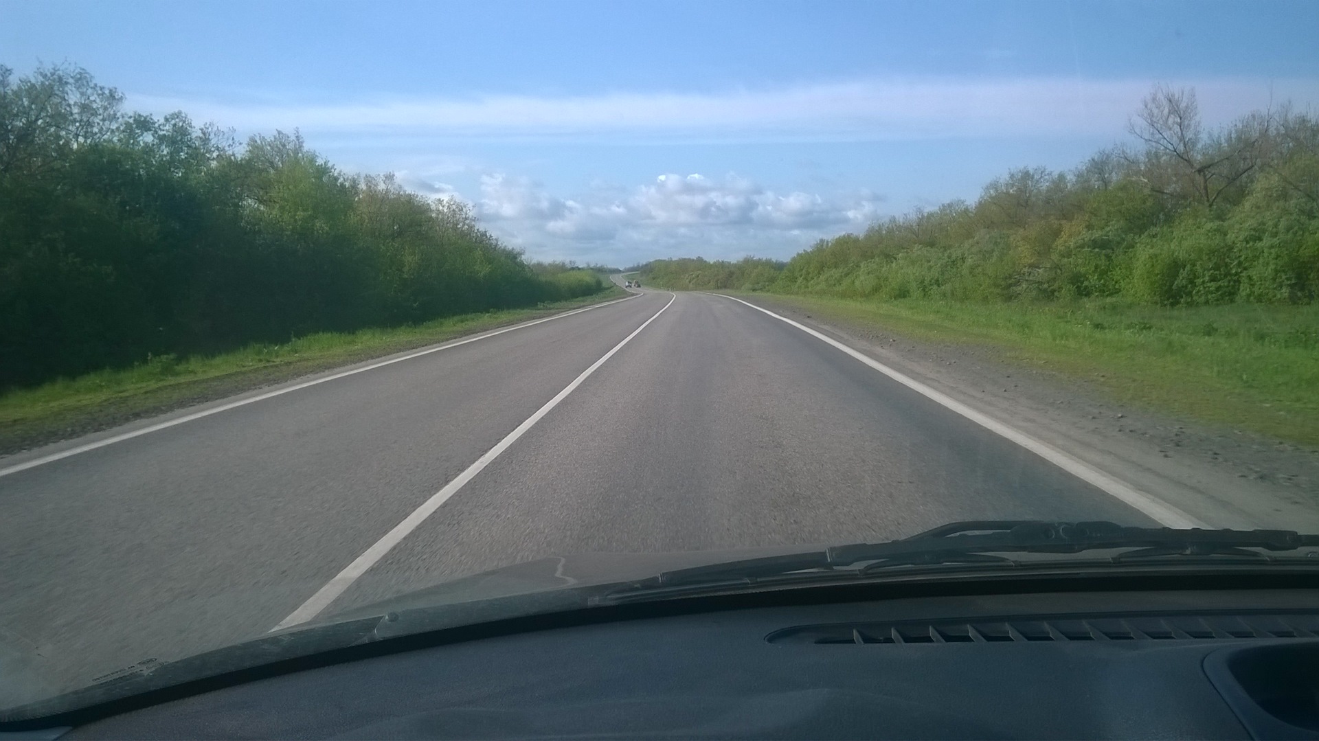 дорога ростов новошахтинск. дорога ростов новошахтинск. дорога ростов новошахтинск. авария на трассе ростов таганрог 26 июля 2023 на повороте села приморка. дорога ростов новошахтинск.