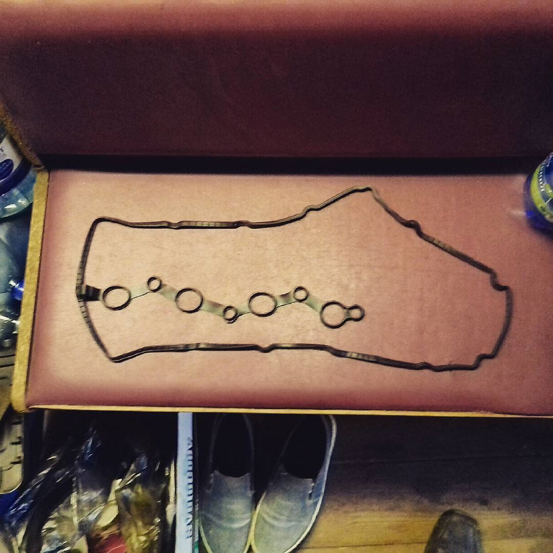 G4kd распредвал. Прокладка клапанной крышки ix35 g4kd. Прокладка клапанной крышки hyundai ix35 2. Прокладка клапанной крышки хендай икс 35. Штифт масляного канала двигателя g4fc.