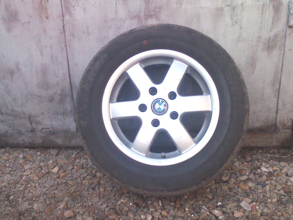 Продам литье на BMW с резиной Bridgestone — DRIVE2