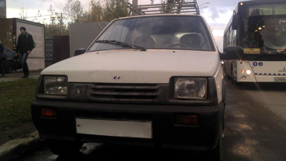 Заварены подрамник и петля водительской двери — СеАЗ 11113 Ока, 0,8 л ...