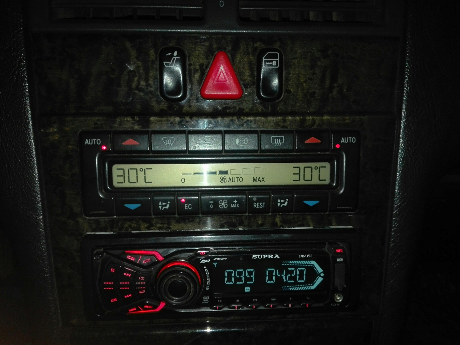 Mercedes benz w210 климат контроль. Климат контроль мерседес w210. Климат контроль мерседес 210. Блок климат-контроля mercedes w140. 210 mercedes климат контроллер.