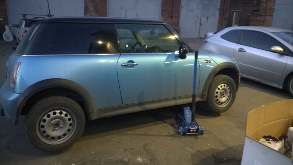 Отличный и недорогой шиномонтаж — MINI Cooper S Mk I, 1,6 л, 2003 года ...