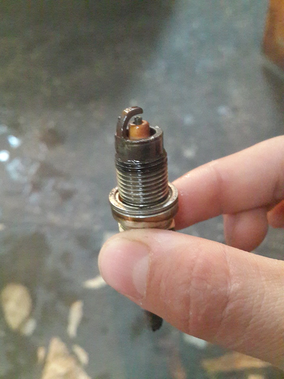 Свечи — Lada Приора седан, 1,6 л, 2008 года | визит на сервис | DRIVE2