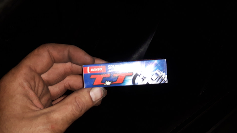 Как заменить прокладку клапанной крышки V6 — KIA Sorento (1G), 3,5 л ...