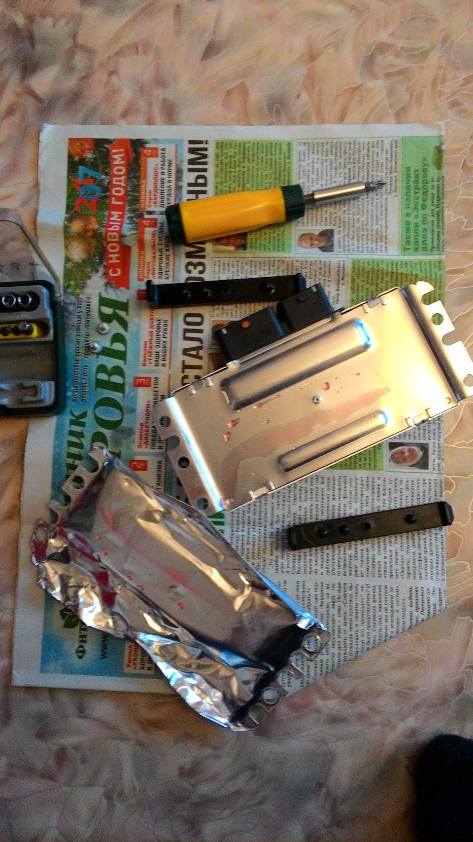 Причины глюков: залило ЭБУ тосолом — Lada Калина универсал, 1,6 л, 2012 ...