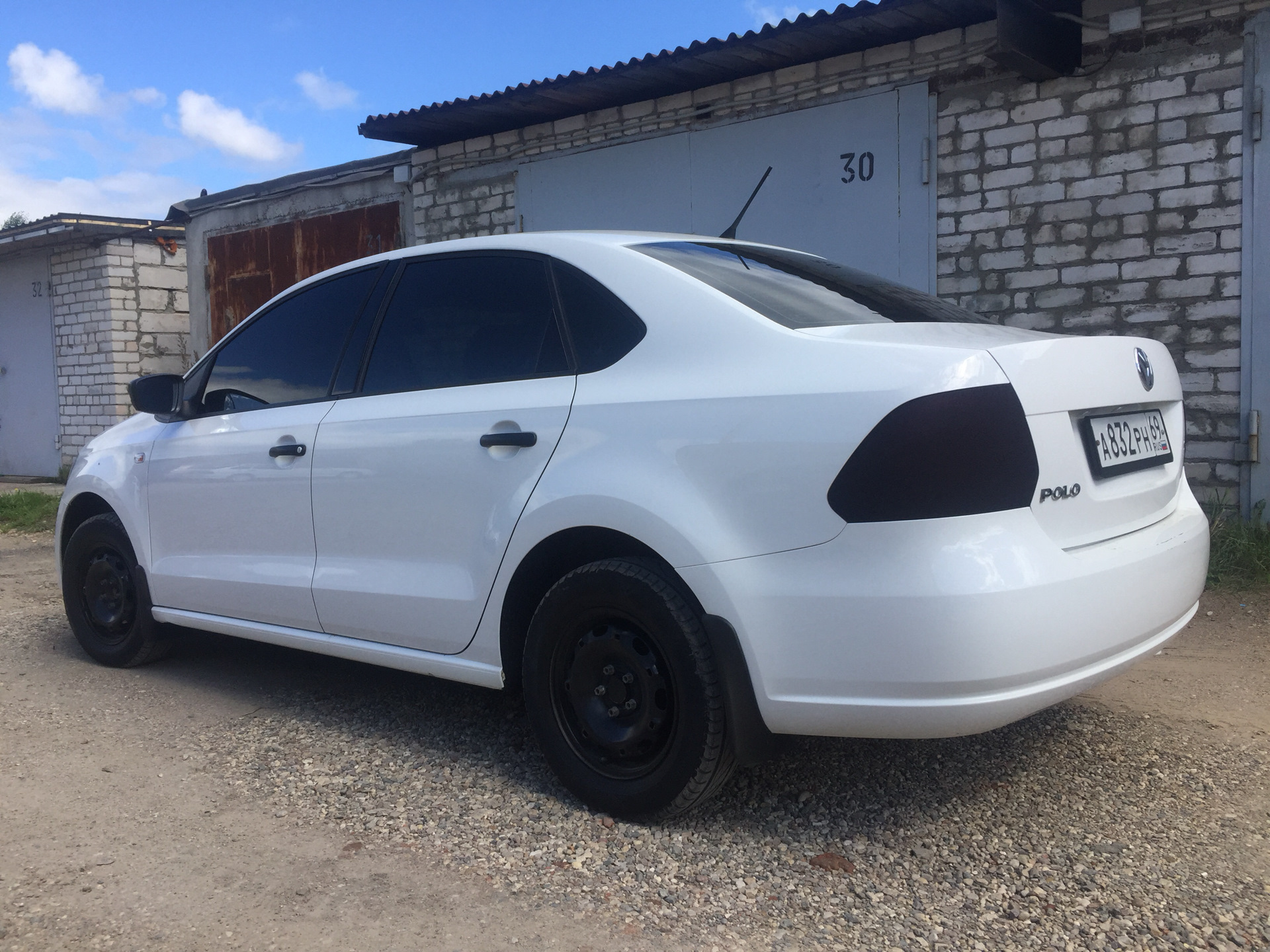 VW Polo тонированный