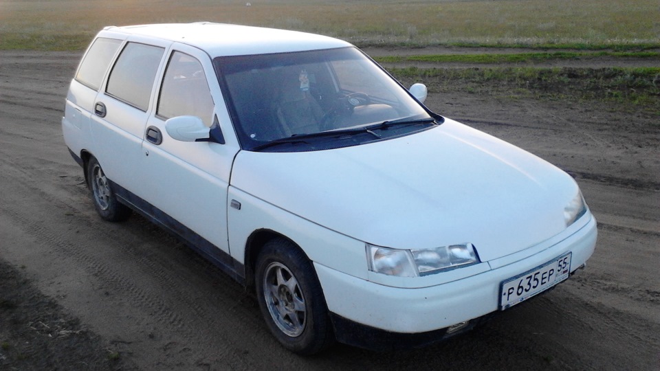 Ваз 21110. Lada 21110. ВАЗ 21110 седан. Lada 21110 серебристый. ВАЗ 21110 2005.