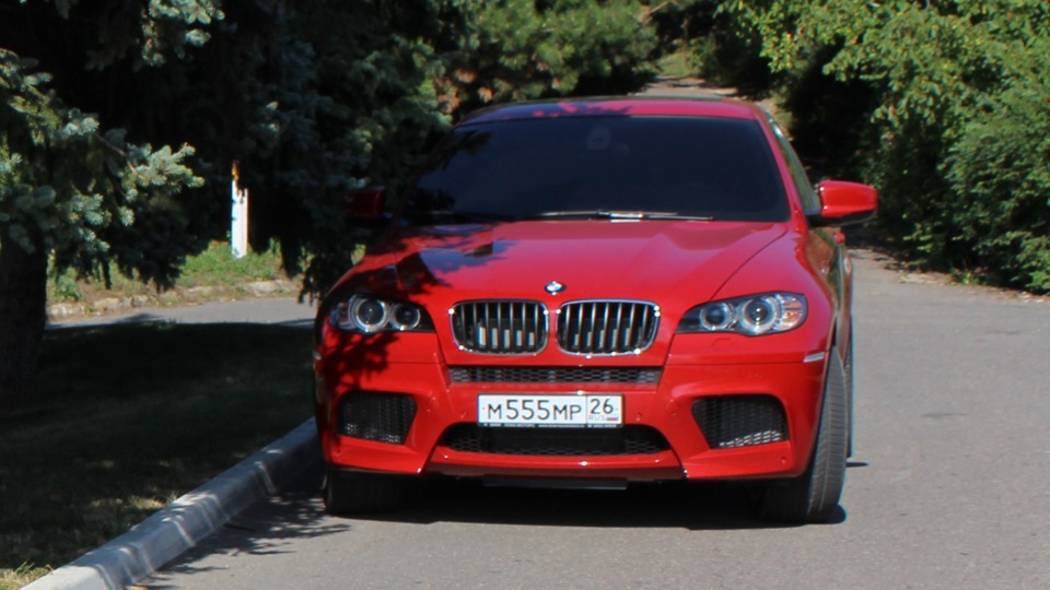 Bmw x6 красная фото