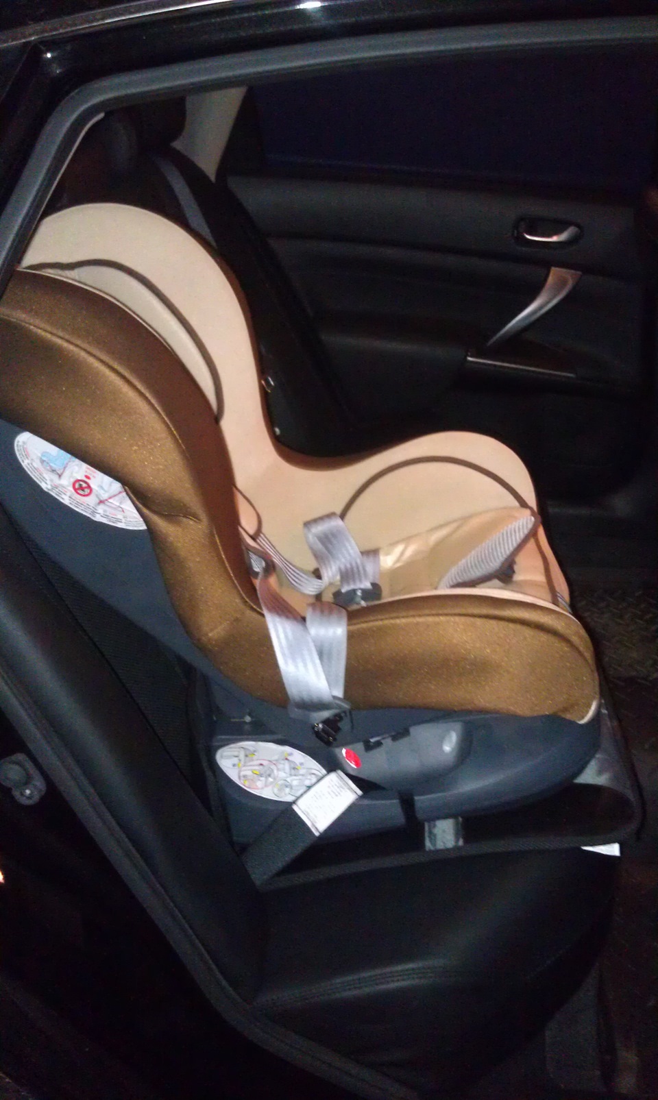 Детское кресло с креплением IsoFix — Nissan Teana (J32), 2,5 л, 2012 года |  аксессуары | DRIVE2