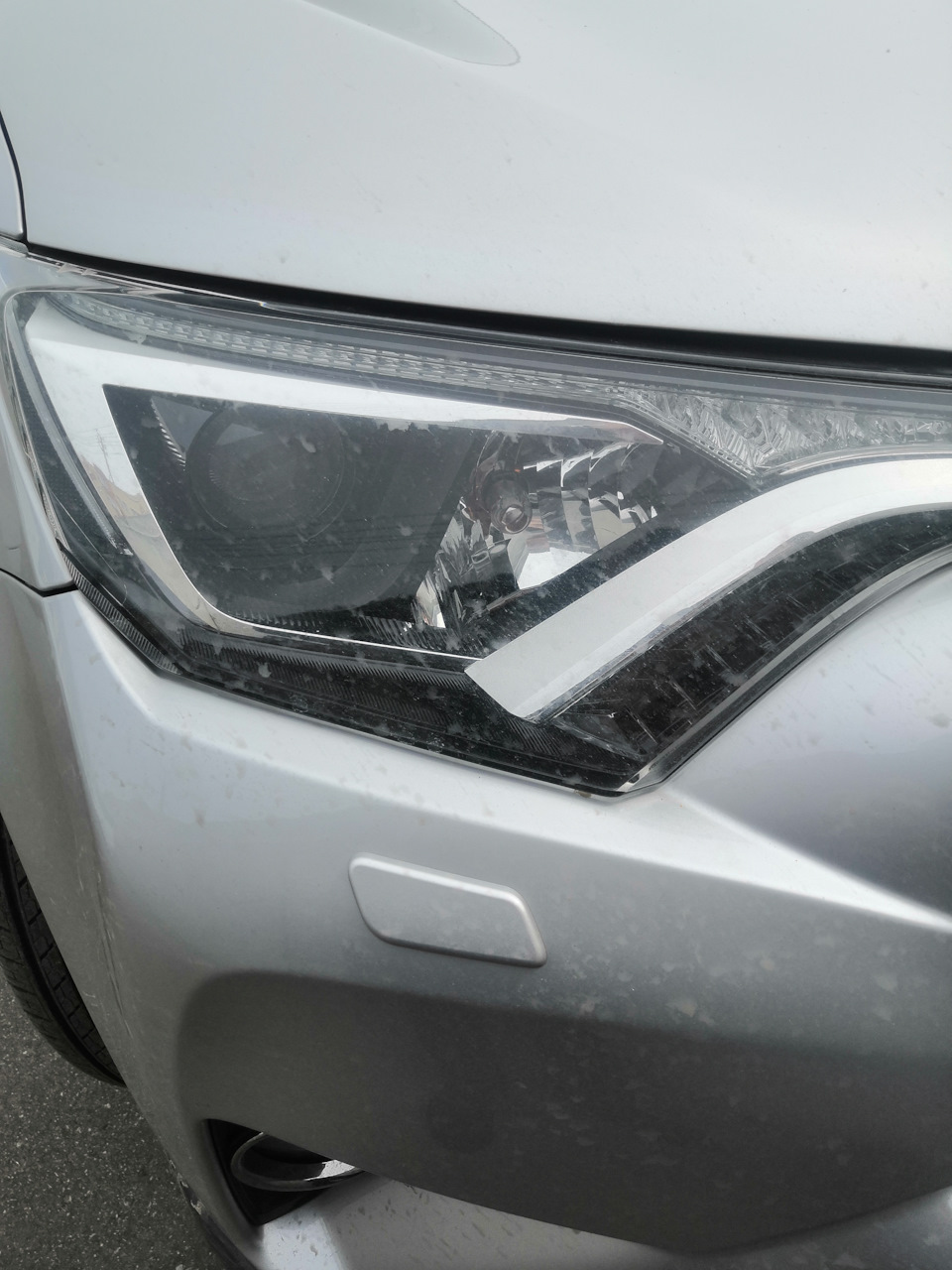 Лампы — Toyota RAV4 (IV), 2 л, 2016 года | стайлинг | DRIVE2