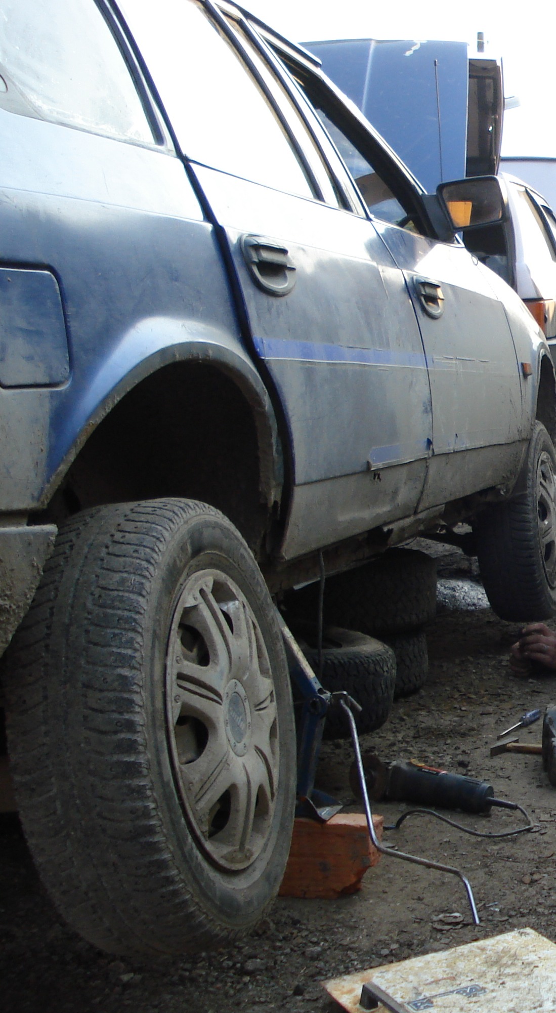 Гнилое прошлое… — Москвич Юрий Долгорукий, 1,8 л, 1997 года | кузовной ...