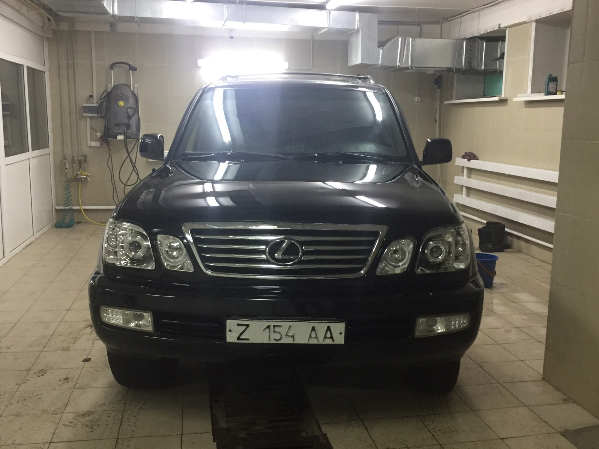 Вышел с ремонта — Lexus LX (UZJ100), 4,7 л, 2000 года | ДТП | DRIVE2