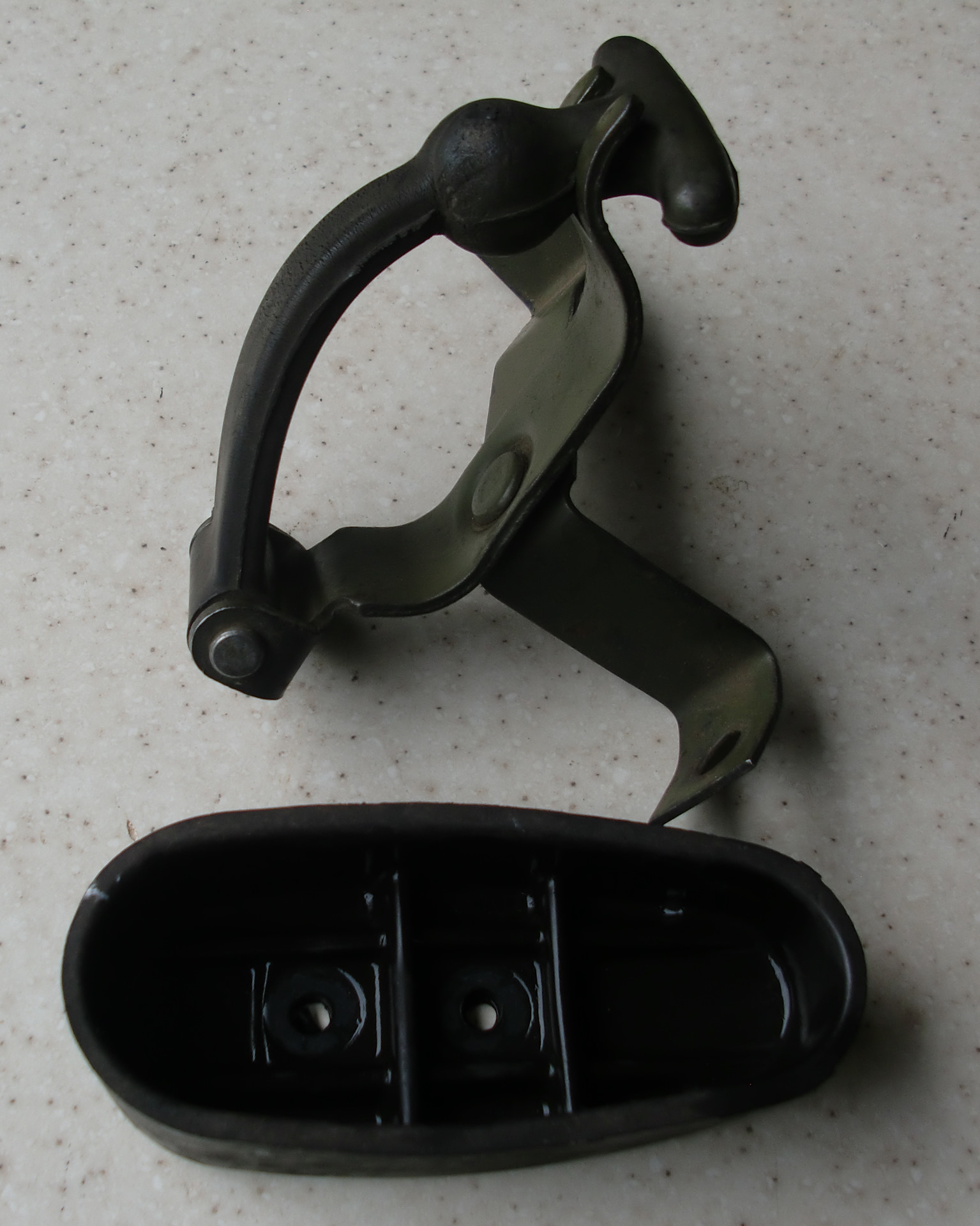 Крепление автомата. — ГАЗ 69, 2,5 л, 1966 года | аксессуары | DRIVE2