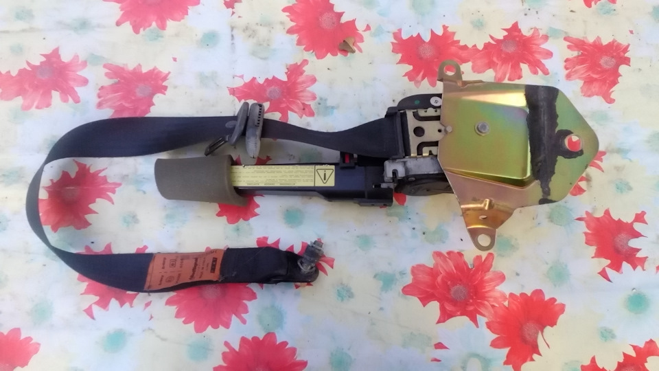 Заедает ремень безопасности Фиат Брава — FIAT Brava, 1,6 л, 1997 года ...