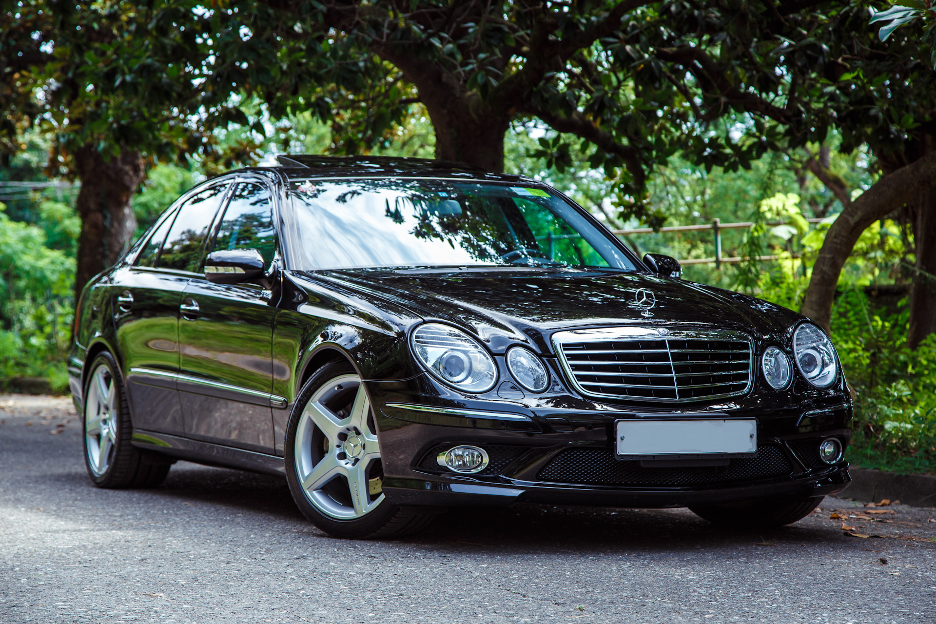 Mercedes Benz e class 20012