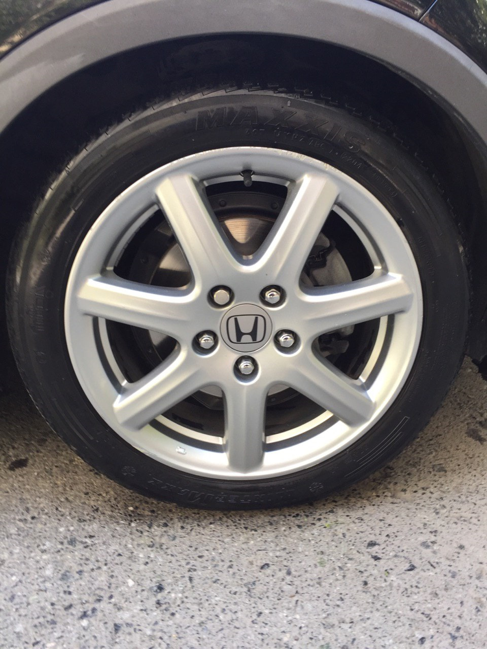 химчистка дисков от битума и нагара — Honda Civic 5D (8G), 1,8 л, 2007 ...