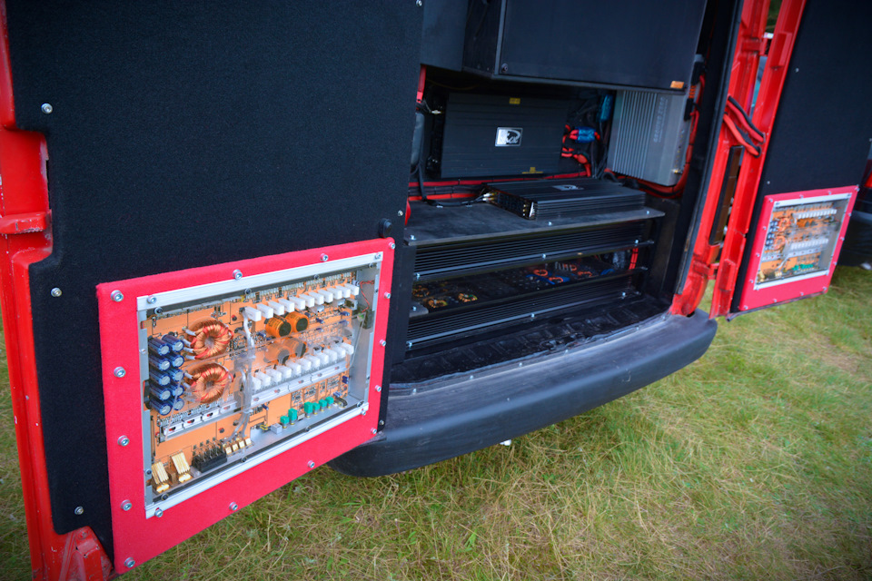 Фото в бортжурнале Mercedes-Benz W123