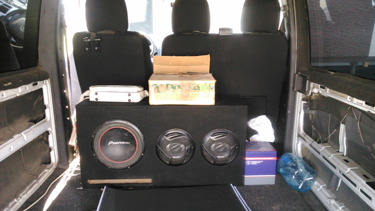 Саб +дин и разборка пола — Mercedes-Benz Vito (1G), 2,2 л, 2000 года ...