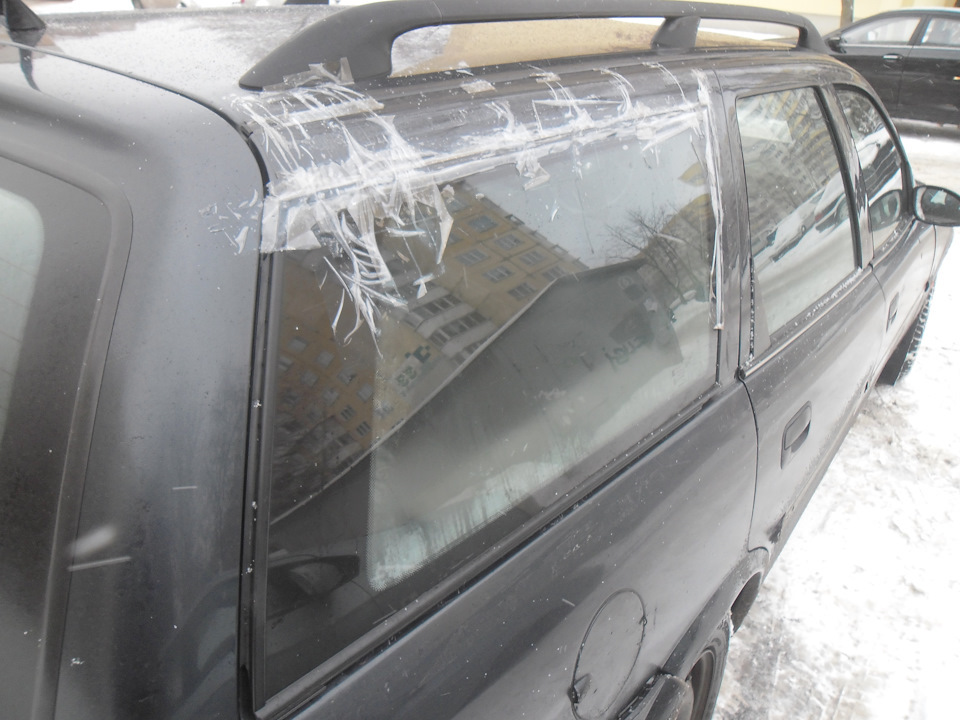 Вставка стекла, помывка двигла — Opel Vectra B, 2 л, 1997 года | своими ...