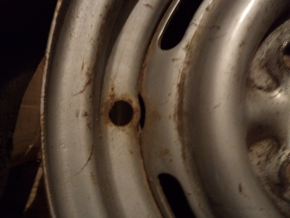 Заводские штампы + М-145 резина = Очередной небюдGET. — Москвич 2140, 1 ...