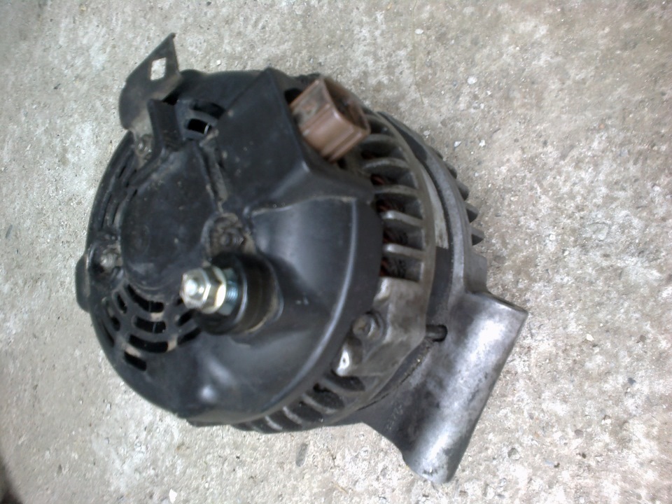 Замена сгоревшего диодного моста на генераторе CSC29 Honda Accord CL9 и ...