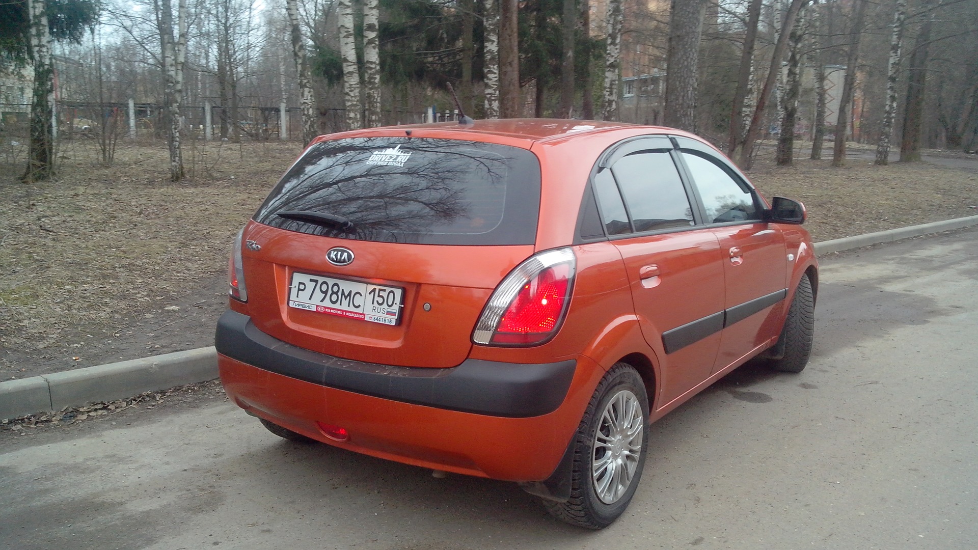 KIA Rio 5-door (2G) 1.4 бензиновый 2009 | Рыжая Бестия на DRIVE2