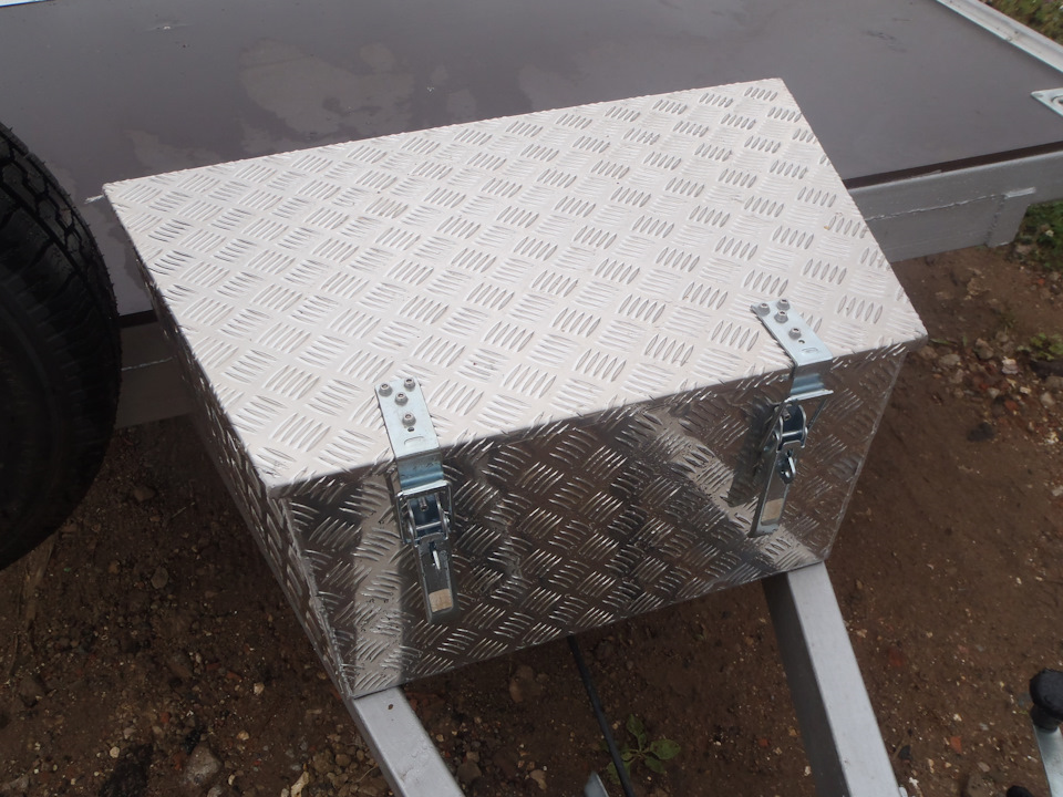 рундук для прицепа