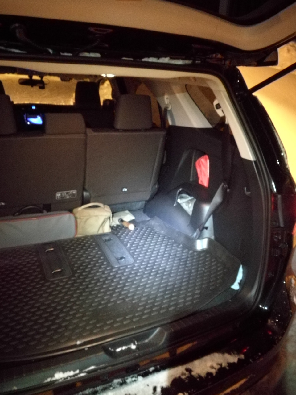 Фото в бортжурнале Toyota Fortuner (2G)