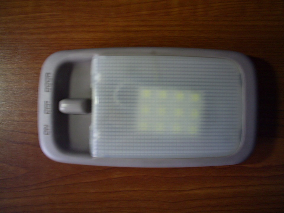 Установка светодиодной люстры — Toyota Corolla (100), 1,3 л, 1993 года ...