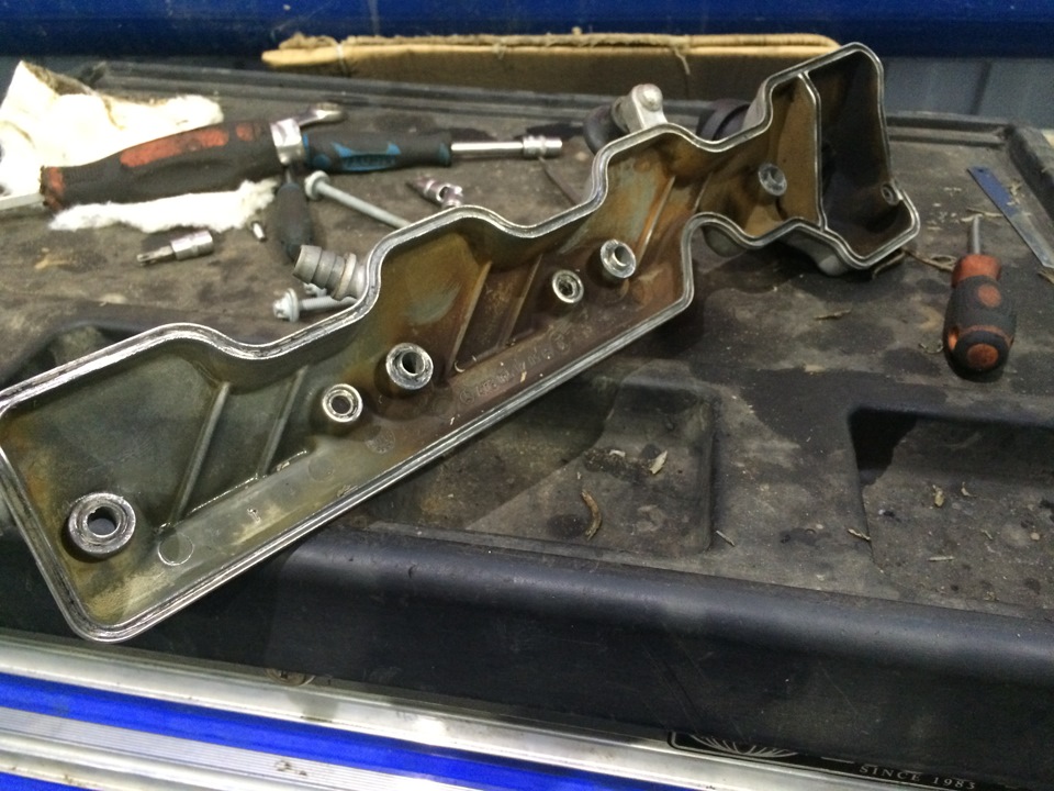 Что делать если двигатель давит масло?! — Mercedes-Benz E-class (W210 ...